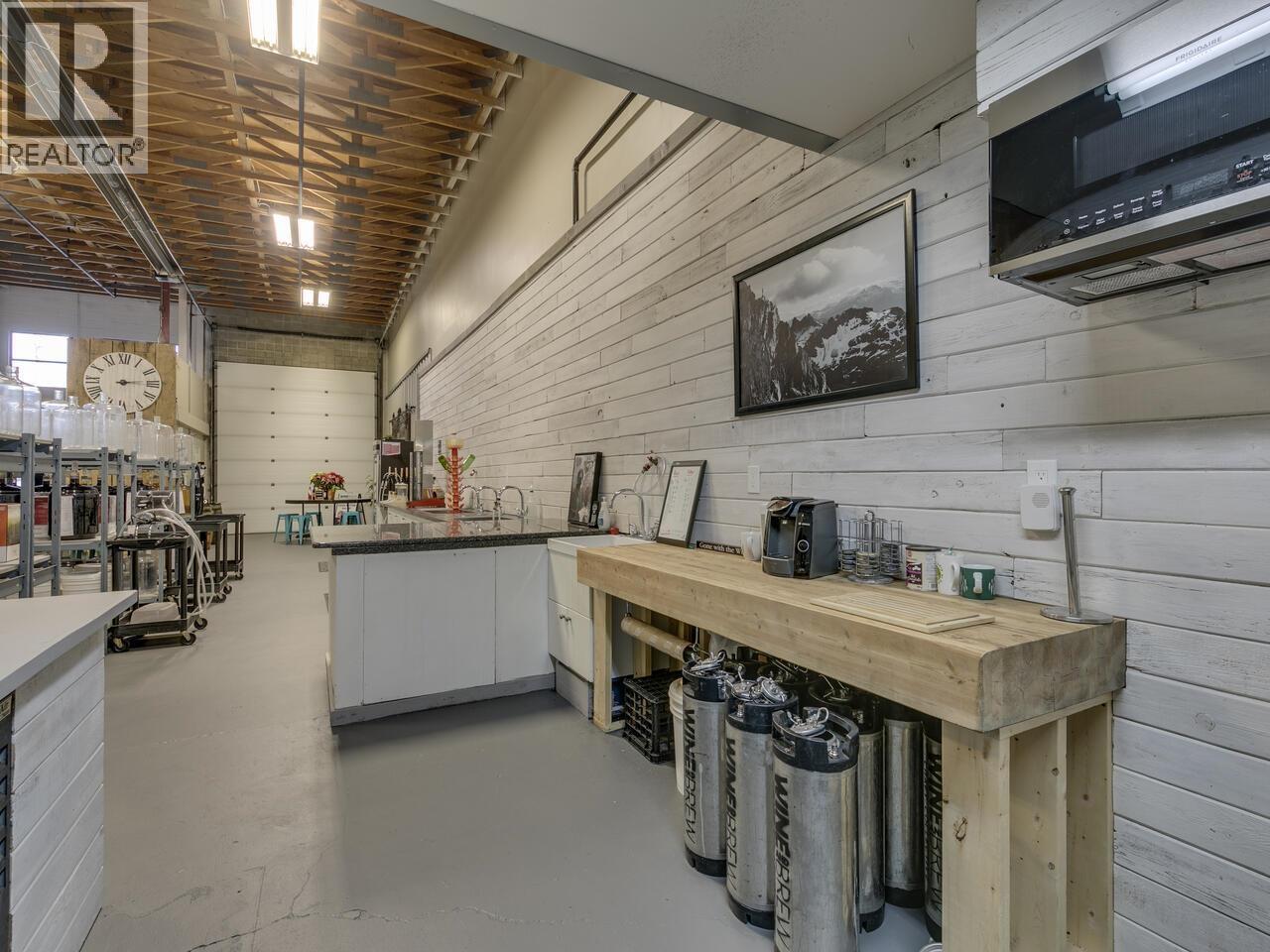 11 38918 Progress Way, Squamish, British Columbia  V8B 0K7 - Photo 28 - C8071054