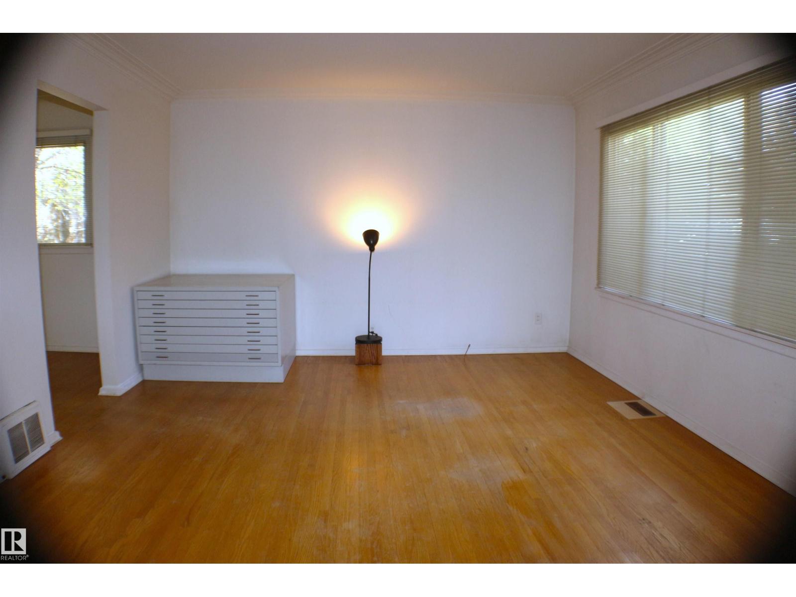 13011 109 Av Nw, Edmonton, Alberta  T5M 2G1 - Photo 2 - E4461737