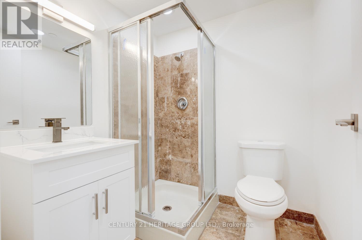 101 - 2900 Yonge Street, Toronto, Ontario  M4N 3N8 - Photo 41 - C12425173