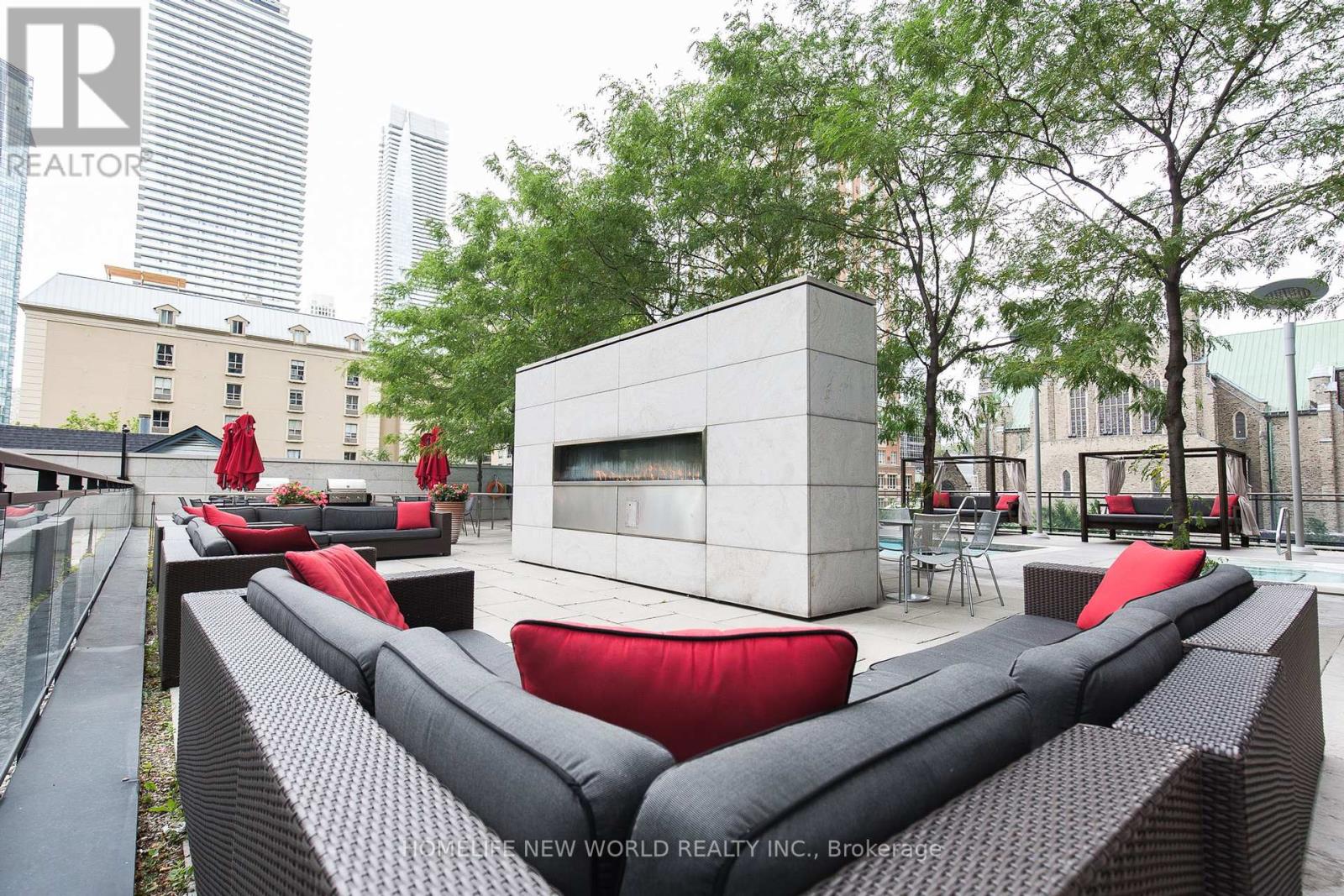 904 - 110 Charles Street E, Toronto, Ontario  M4Y 1T5 - Photo 15 - C12457446