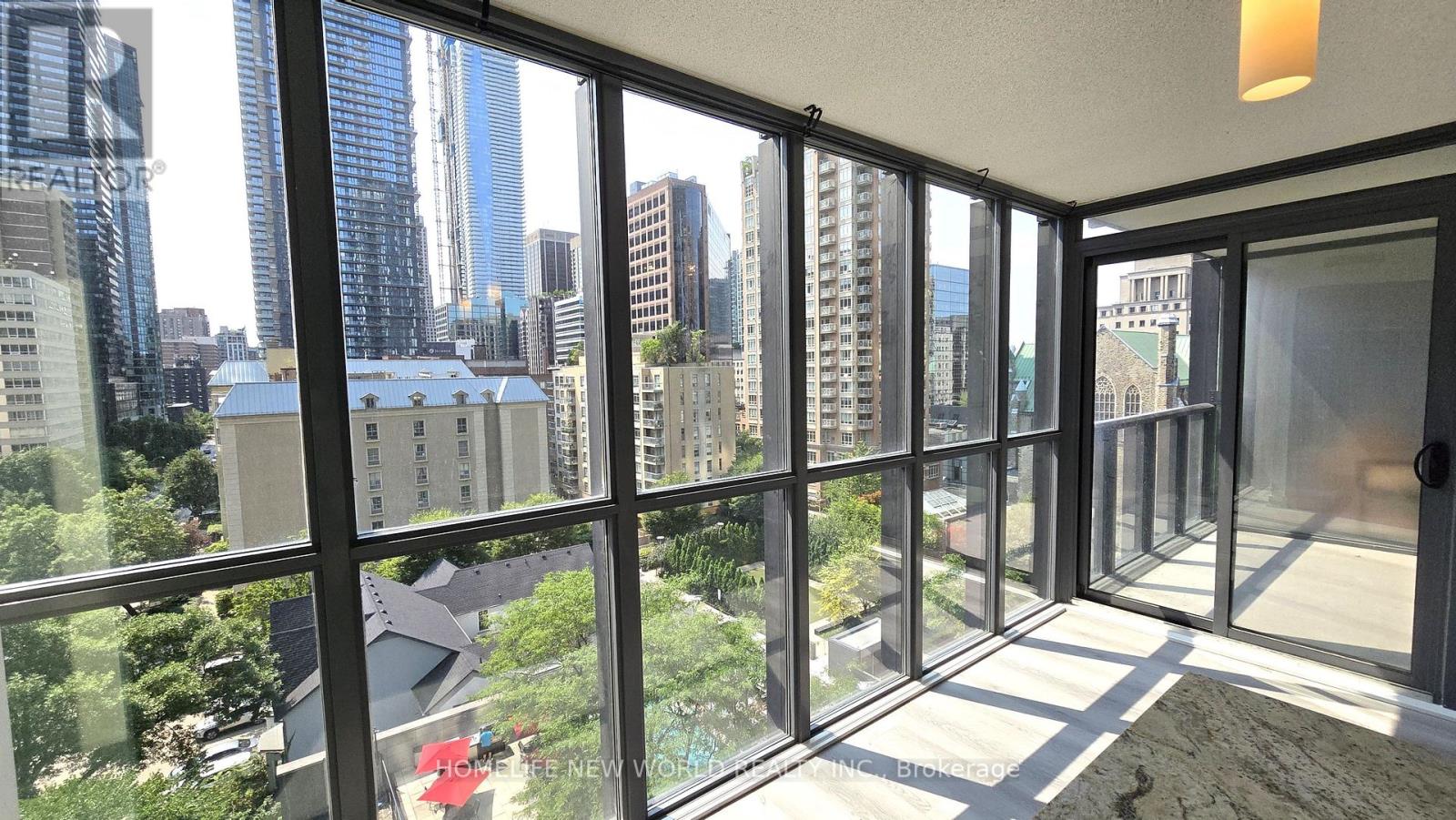 904 - 110 Charles Street E, Toronto, Ontario  M4Y 1T5 - Photo 7 - C12457446