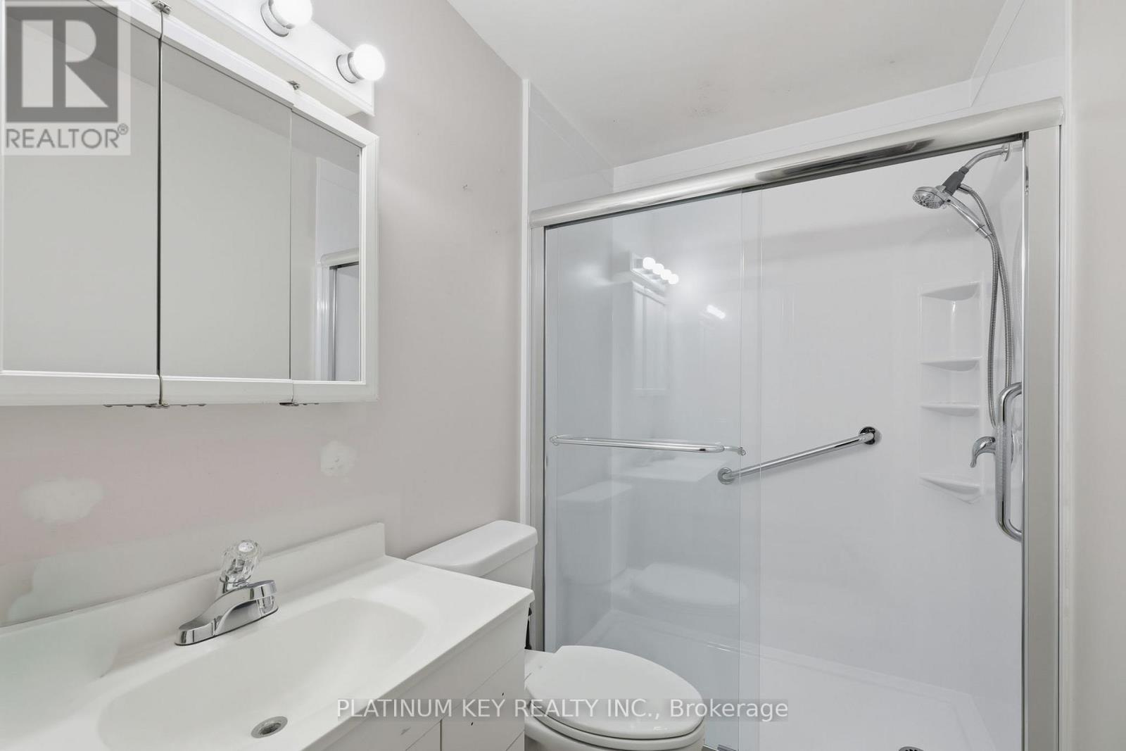 33 Court Lane, London East, Ontario  N5W 5M6 - Photo 21 - X12455251
