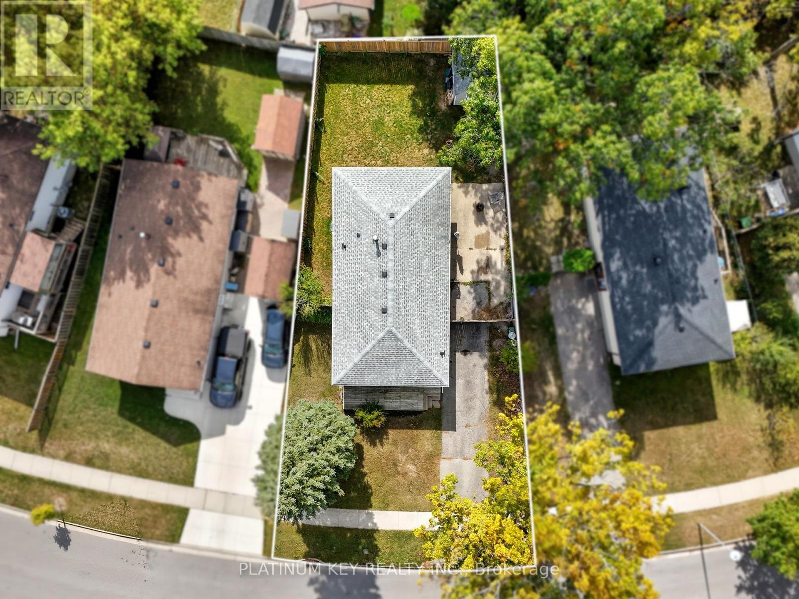 33 Court Lane, London East, Ontario  N5W 5M6 - Photo 41 - X12455251