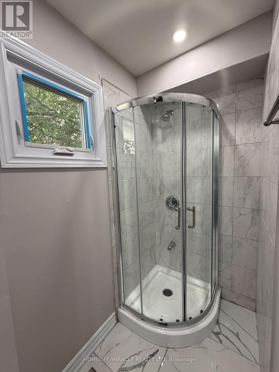 1620 Mcbrady Crescent, Pickering, Ontario  L1X 2B6 - Photo 14 - E12457469