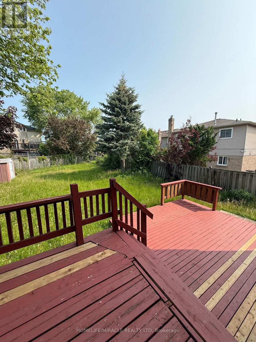 1620 Mcbrady Crescent, Pickering, Ontario  L1X 2B6 - Photo 9 - E12457469