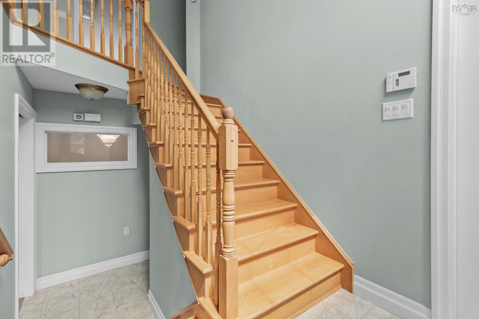 314 Portland Hills Drive, Dartmouth, Nova Scotia  B2W 6R3 - Photo 4 - 202520563