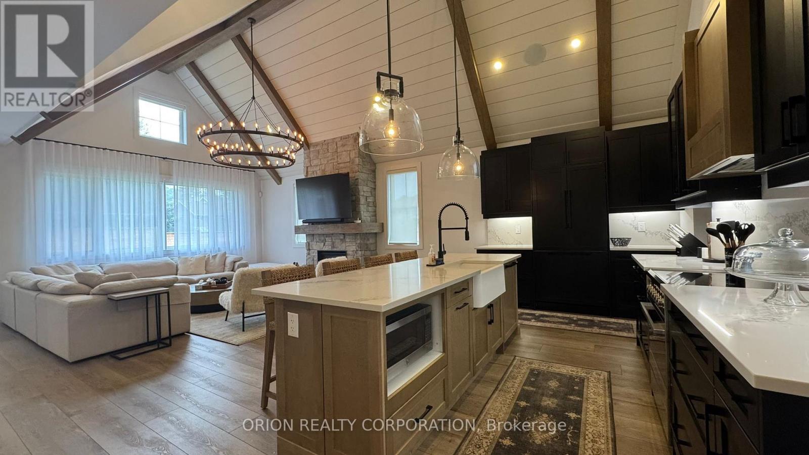 150 Black Willow Crescent, Blue Mountains, Ontario  L9Y 5L7 - Photo 11 - X12457364