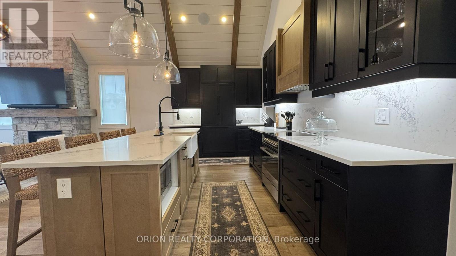 150 Black Willow Crescent, Blue Mountains, Ontario  L9Y 5L7 - Photo 9 - X12457364