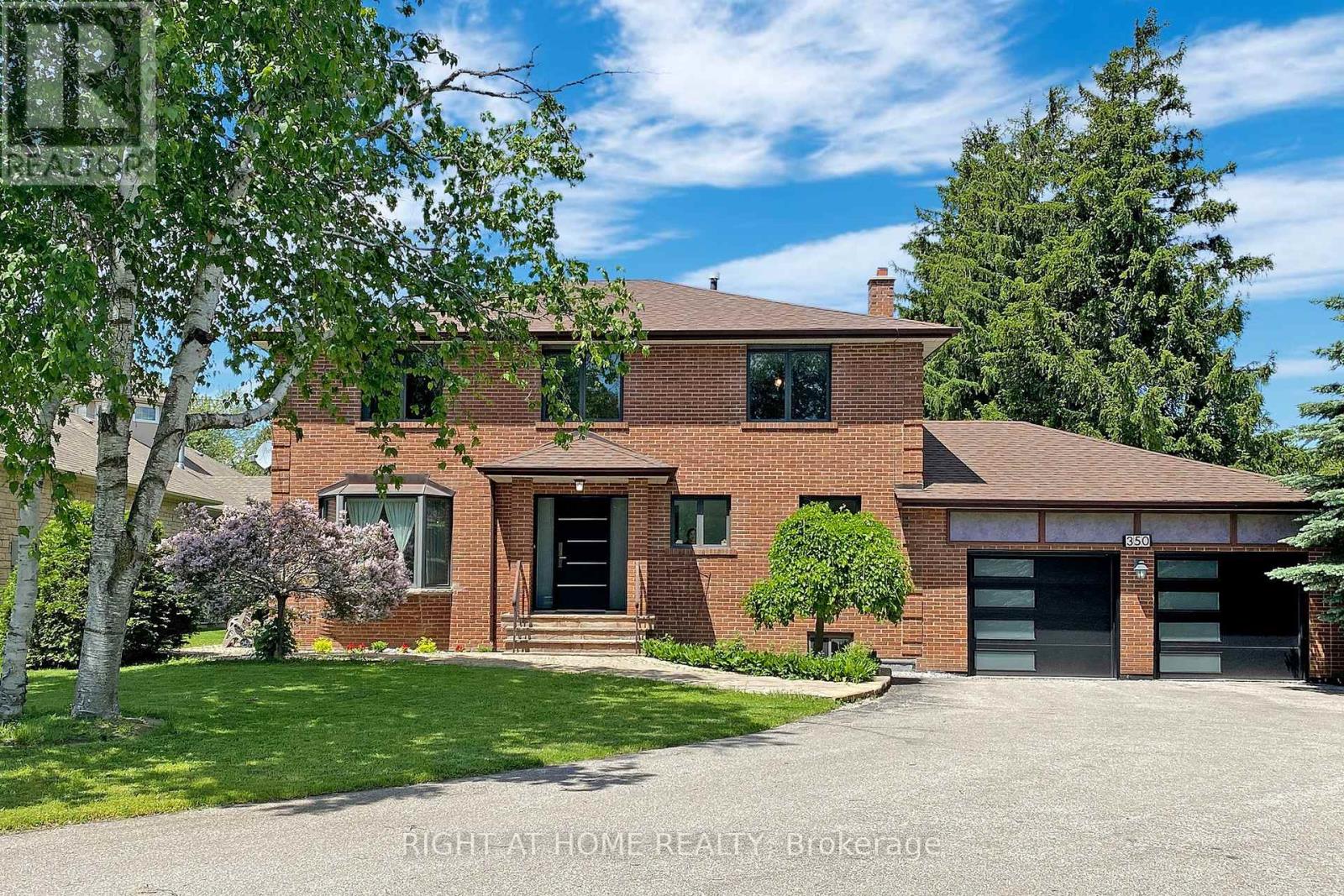 350 Sunset Beach Road, Richmond Hill, Ontario  L4E 3H9 - Photo 2 - N12457467