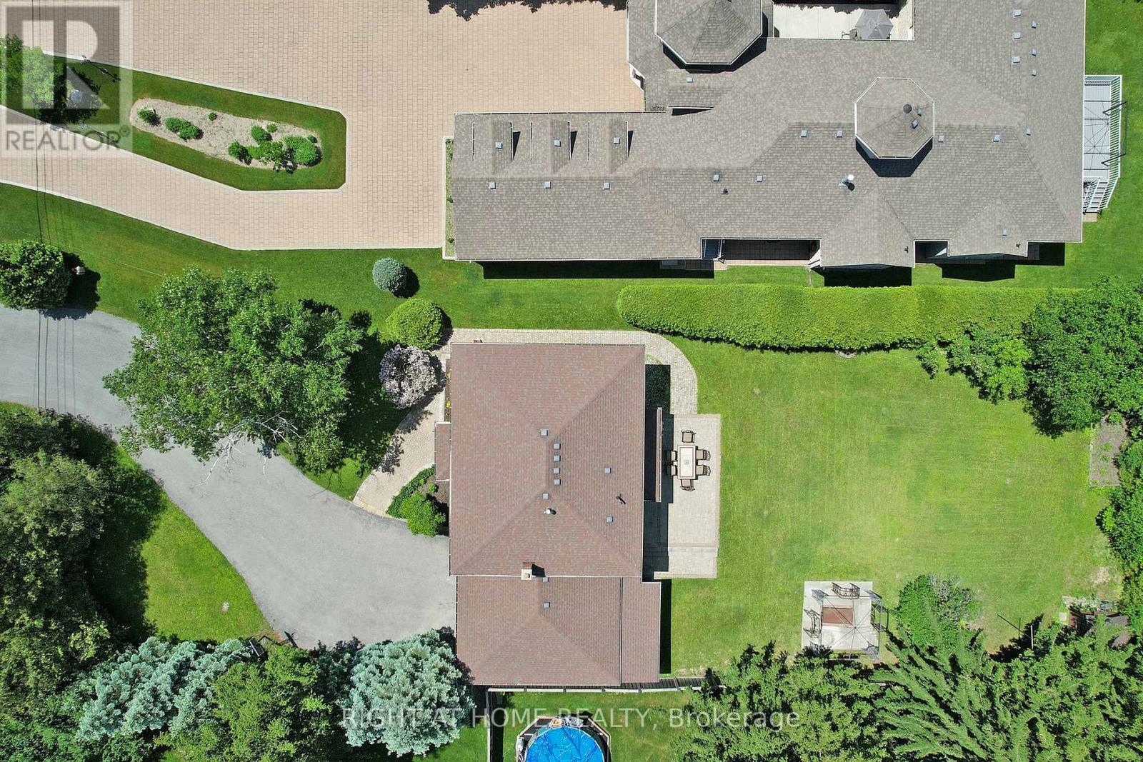 350 Sunset Beach Road, Richmond Hill, Ontario  L4E 3H9 - Photo 43 - N12457467