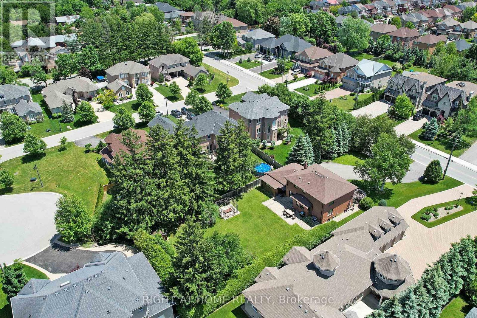 350 Sunset Beach Road, Richmond Hill, Ontario  L4E 3H9 - Photo 44 - N12457467