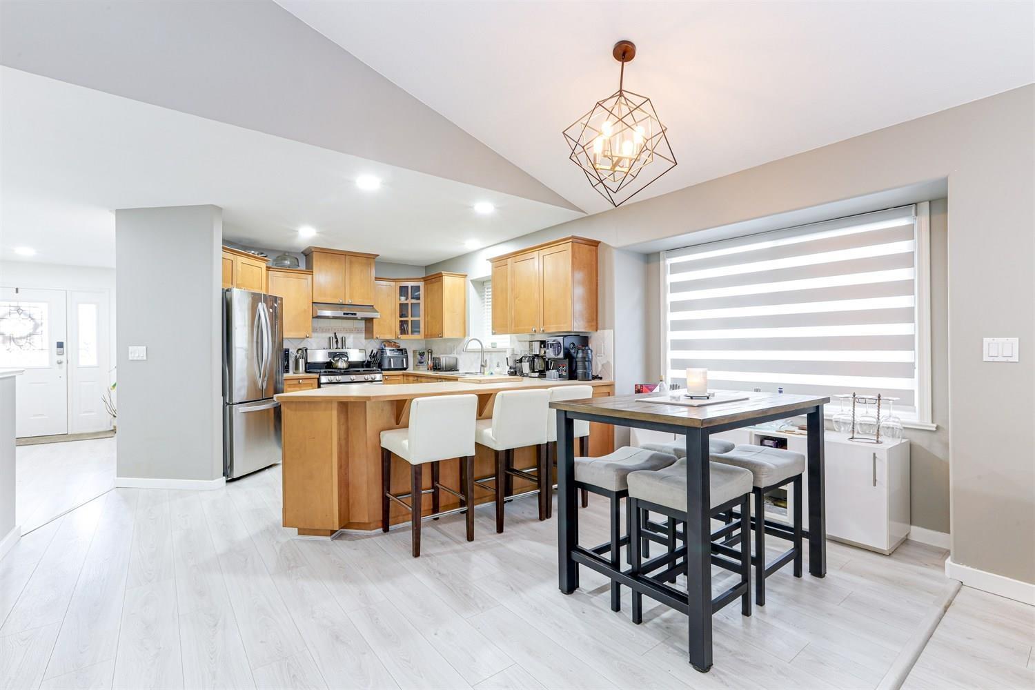 18260 69 Avenue, Surrey, British Columbia  V3S 9H5 - Photo 8 - R3057453