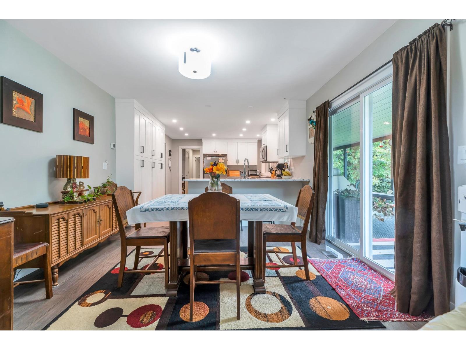 515 Gladwin Road, Abbotsford, British Columbia  V2T 5Y1 - Photo 11 - R3057219