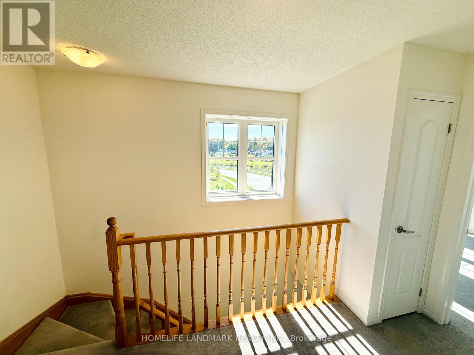 30 Village Gate Drive, Wasaga Beach, Ontario  L9Z 0J7 - Photo 26 - S12457433