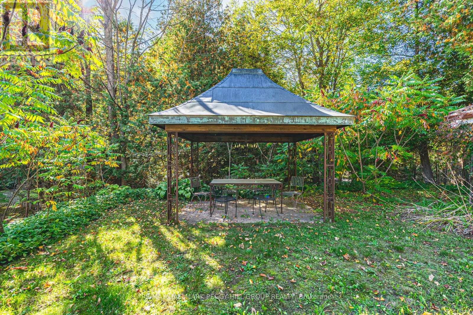 8275 County Road 9, Clearview, Ontario  L0M 1G0 - Photo 12 - S12457453