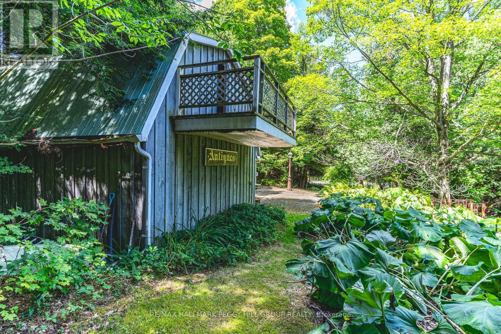 8275 County Road 9, Clearview, Ontario  L0M 1G0 - Photo 15 - S12457453