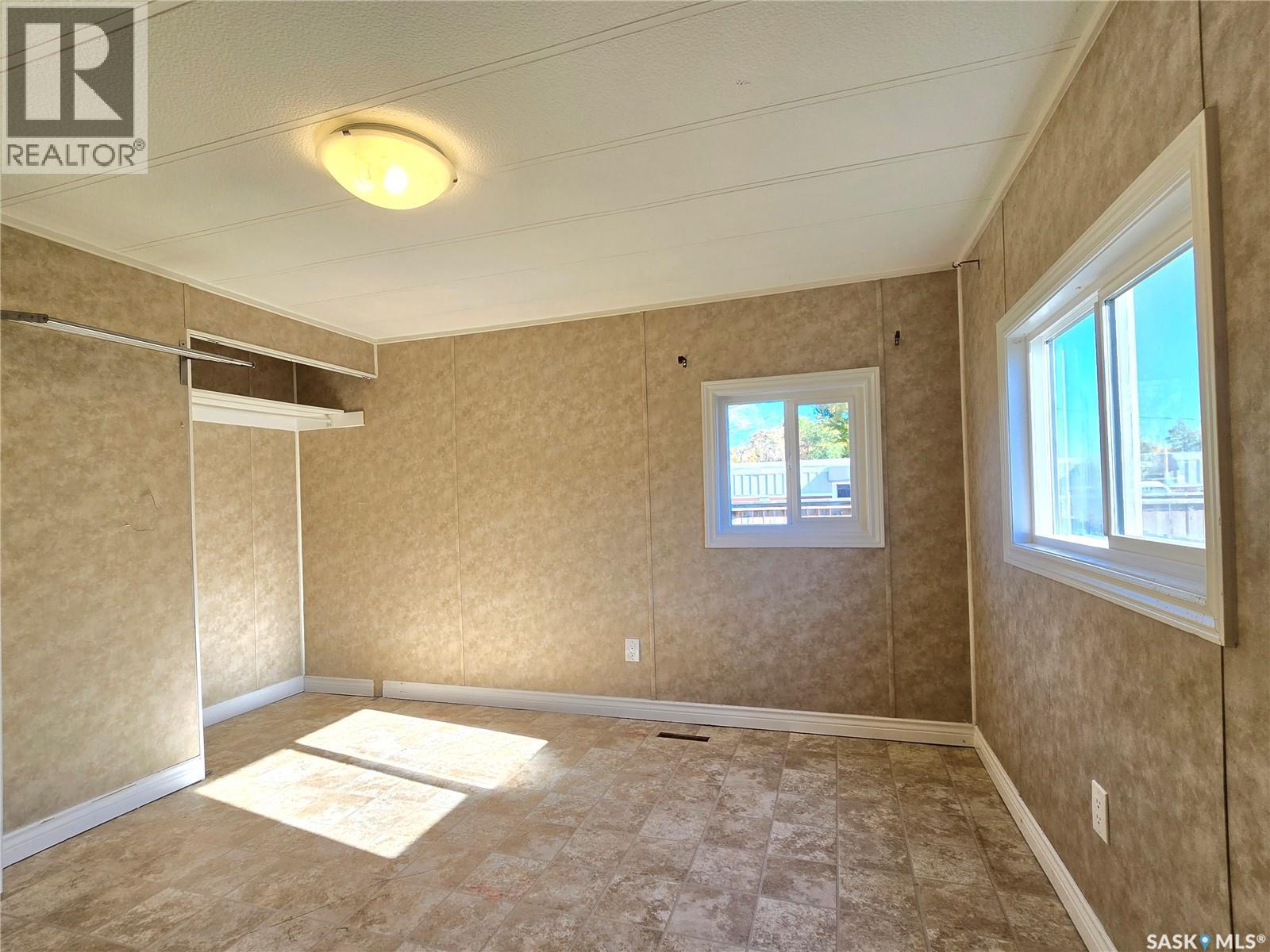 2 219 Grant Street, Saskatoon, Saskatchewan  S7N 2A5 - Photo 18 - SK020644
