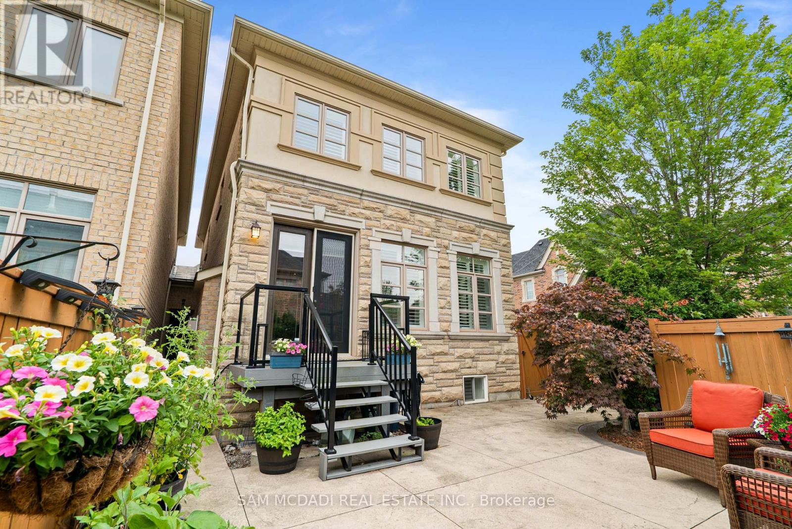 2469 Chateau Common, Oakville, Ontario  L6M 0S1 - Photo 36 - W12457435