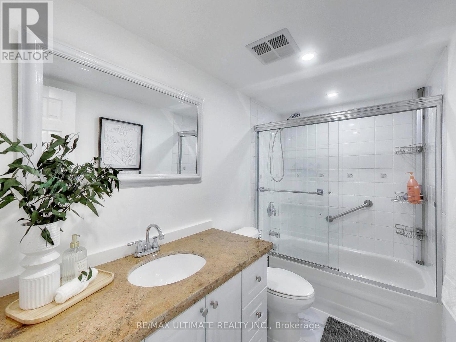 406 - 75 Emmett Avenue, Toronto, Ontario  M6M 5A7 - Photo 26 - W12457445