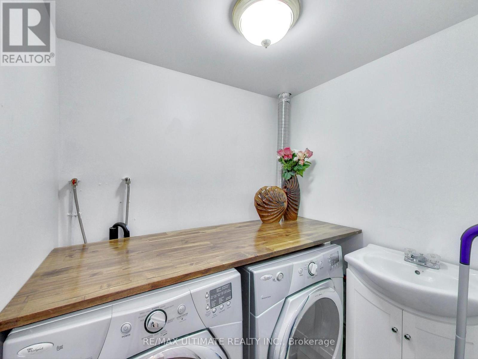 406 - 75 Emmett Avenue, Toronto, Ontario  M6M 5A7 - Photo 27 - W12457445