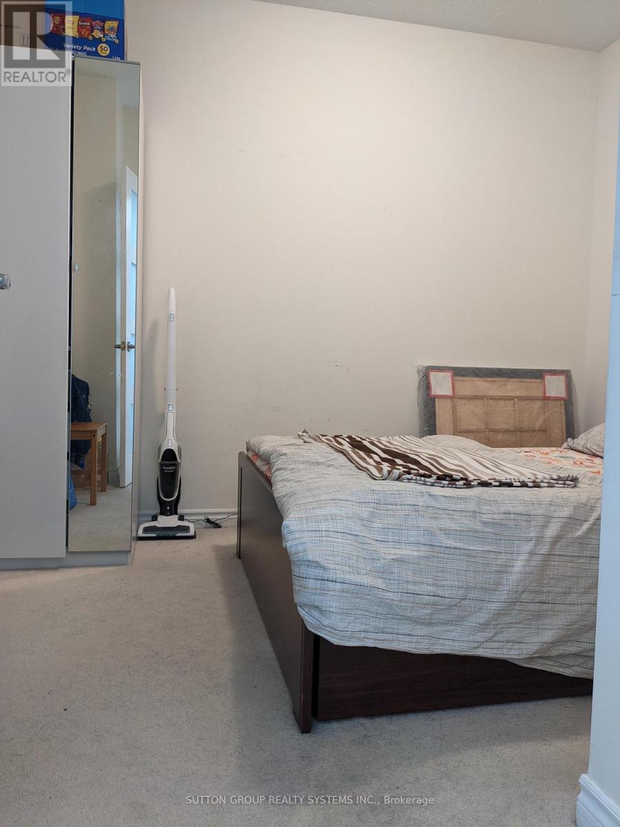 2003 - 225 Webb Drive, Mississauga, Ontario  L5B 4P2 - Photo 10 - W12457462