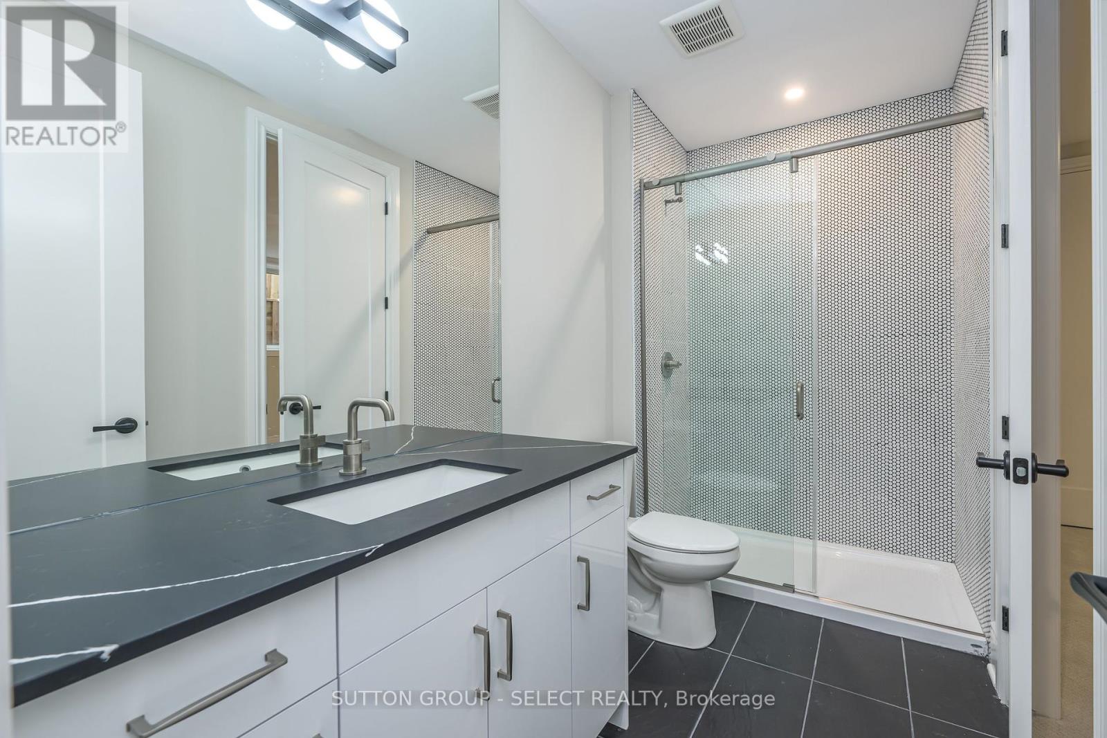 597 Creekview Chase, London North, Ontario  N6G 3X8 - Photo 34 - X12263663