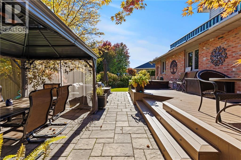 4 Karsam Court, Niagara-On-The-Lake, Ontario  L0S 1J0 - Photo 5 - 40778407