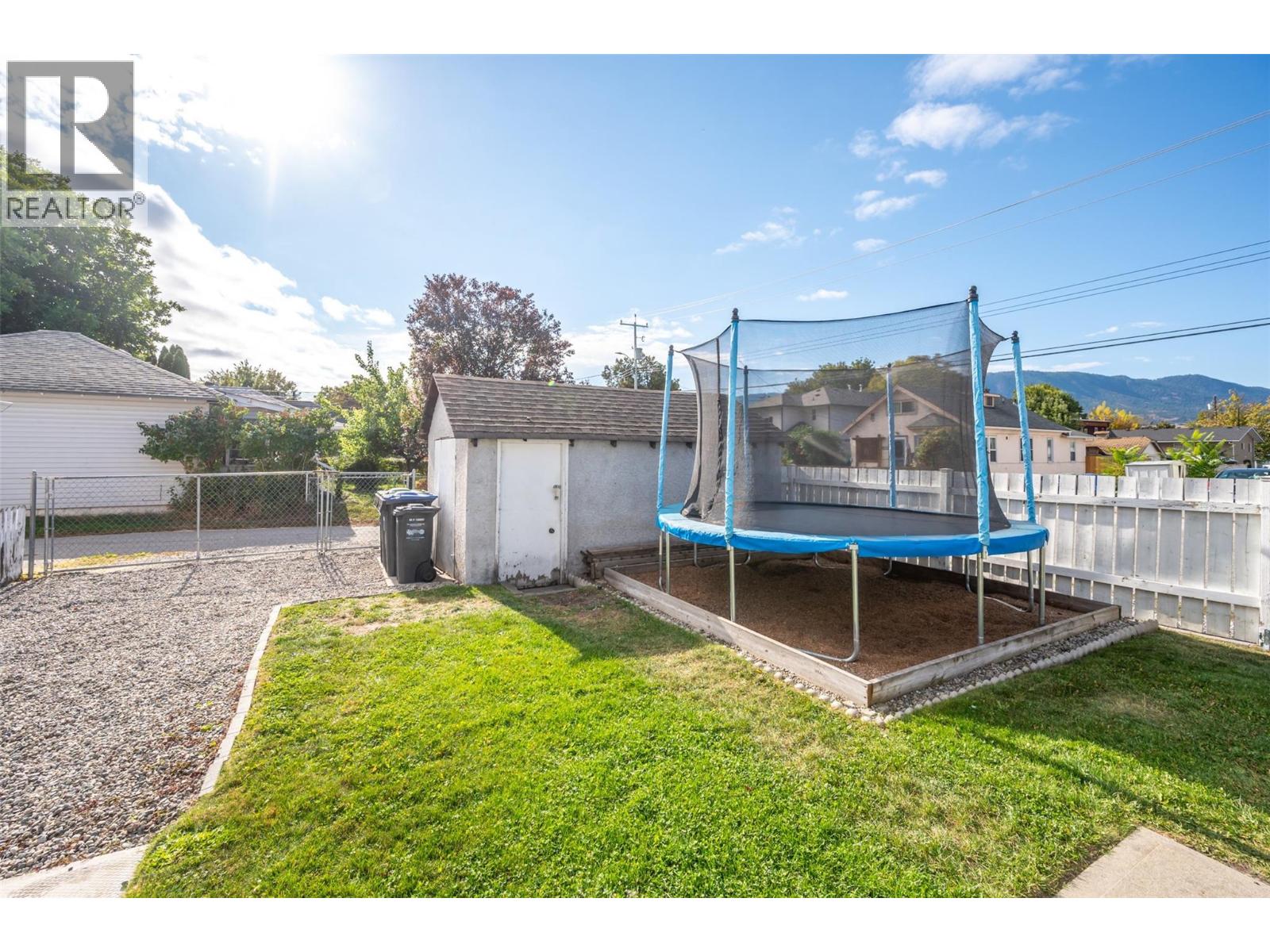 496 Wade Avenue W, Penticton, British Columbia  V2A 1V4 - Photo 23 - 10365618