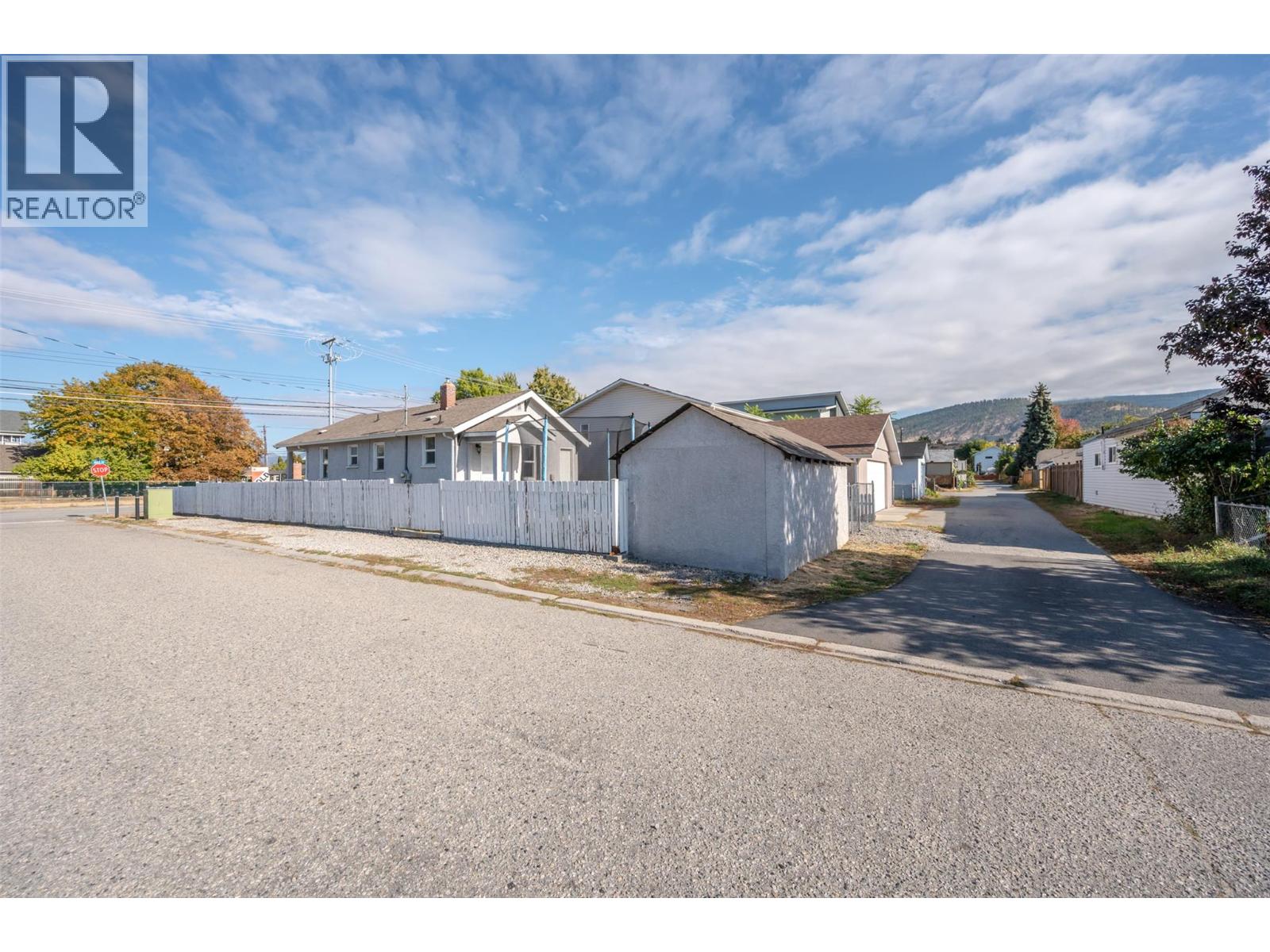 496 Wade Avenue W, Penticton, British Columbia  V2A 1V4 - Photo 24 - 10365618