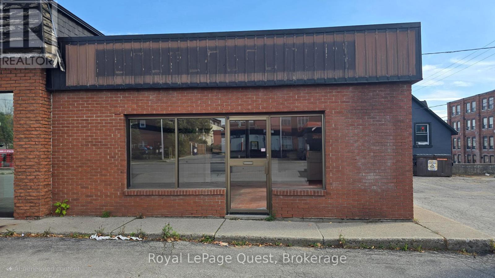 7 COLBORNE STREET E, Orillia, Ontario