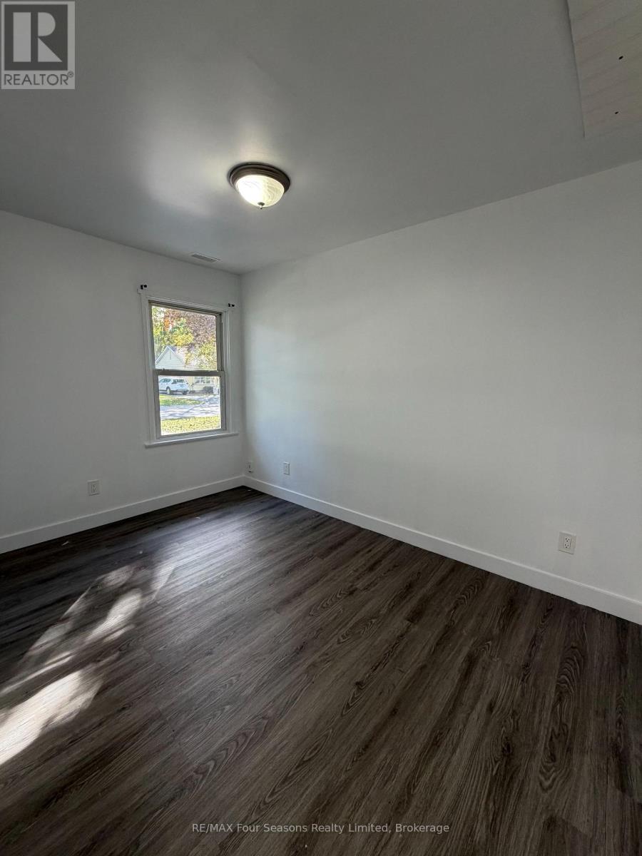 95 Eighth Street, Collingwood, Ontario  L9Y 2C6 - Photo 9 - S12457523