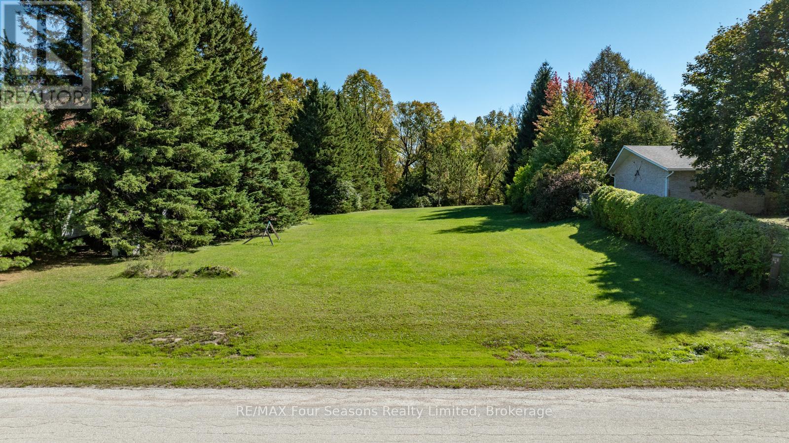5 Caddo Drive, Clearview, Ontario  L9Y 3Y9 - Photo 7 - S12457538