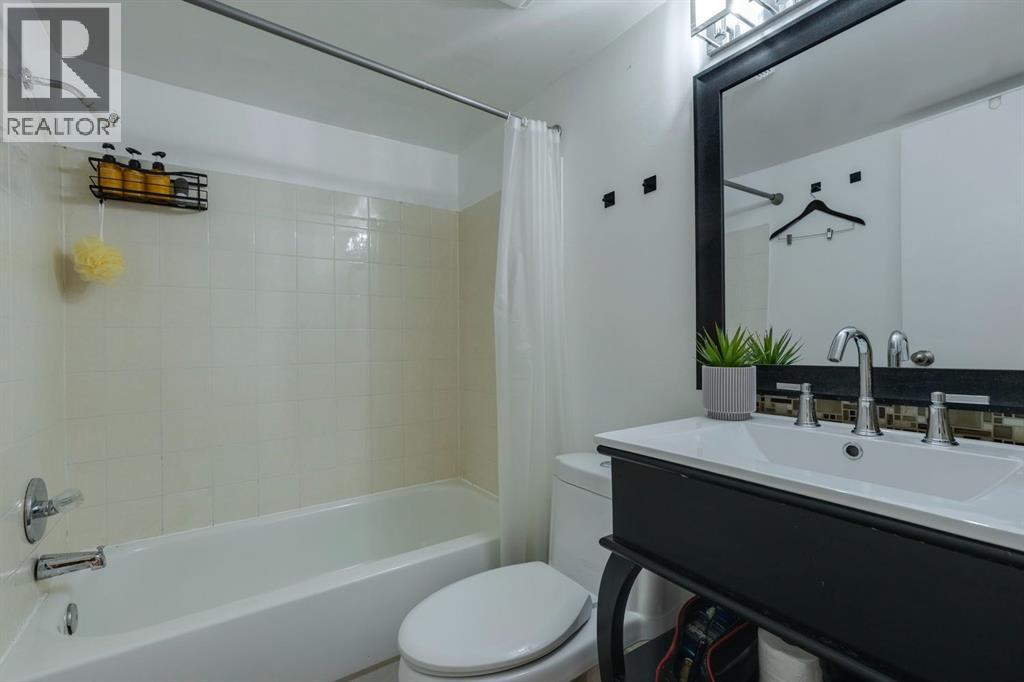 2009 32 Street Sw, Calgary, Alberta  T3E 2R2 - Photo 40 - A2263329