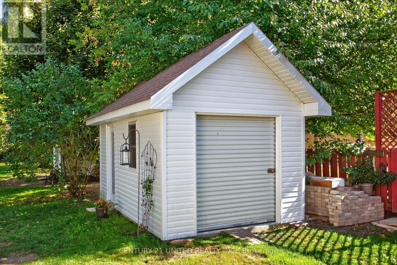 470 Rogers Street, Peterborough, Ontario  K9H 1W9 - Photo 33 - X12457496