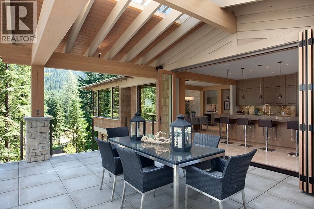 2963 High Point Drive, Whistler, British Columbia  V8E 0L6 - Photo 10 - R3057513