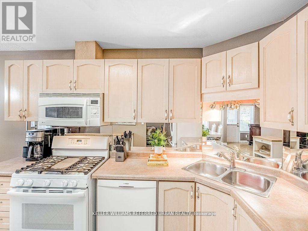 1166 Upper Wentworth Street E, Hamilton, Ontario  L9A 5G2 - Photo 13 - X12457438