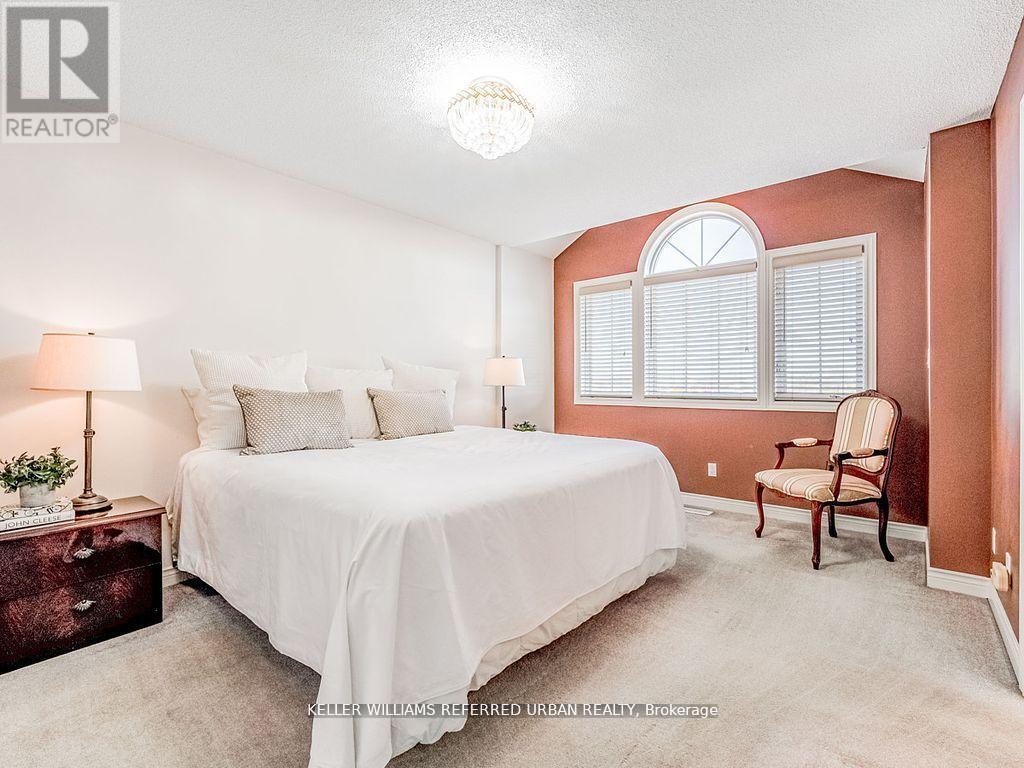 1166 Upper Wentworth Street E, Hamilton, Ontario  L9A 5G2 - Photo 21 - X12457438