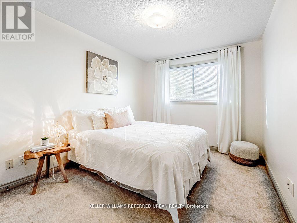 1166 Upper Wentworth Street E, Hamilton, Ontario  L9A 5G2 - Photo 23 - X12457438