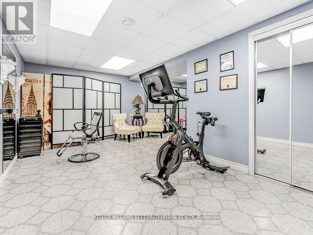 1166 Upper Wentworth Street E, Hamilton, Ontario  L9A 5G2 - Photo 27 - X12457438