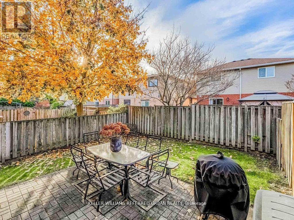 1166 Upper Wentworth Street E, Hamilton, Ontario  L9A 5G2 - Photo 34 - X12457438