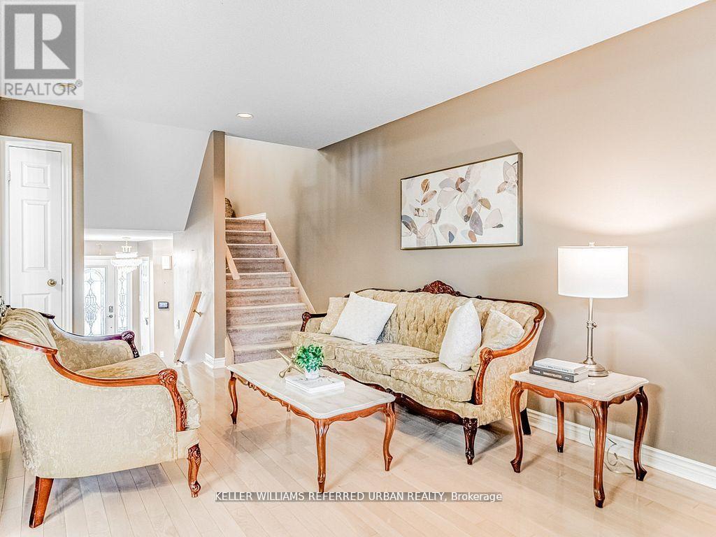 1166 Upper Wentworth Street E, Hamilton, Ontario  L9A 5G2 - Photo 7 - X12457438
