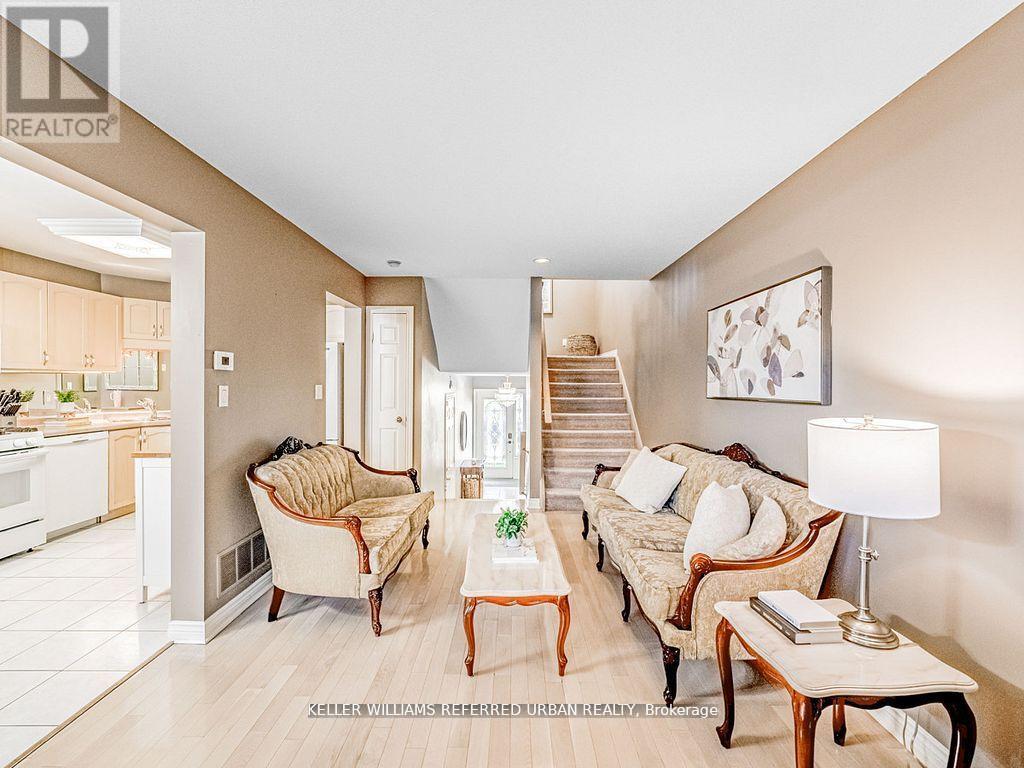 1166 Upper Wentworth Street E, Hamilton, Ontario  L9A 5G2 - Photo 8 - X12457438