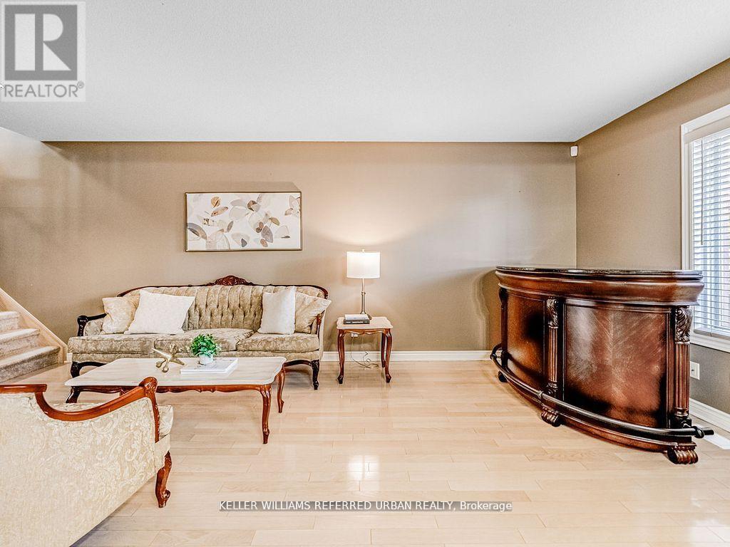 1166 Upper Wentworth Street E, Hamilton, Ontario  L9A 5G2 - Photo 9 - X12457438