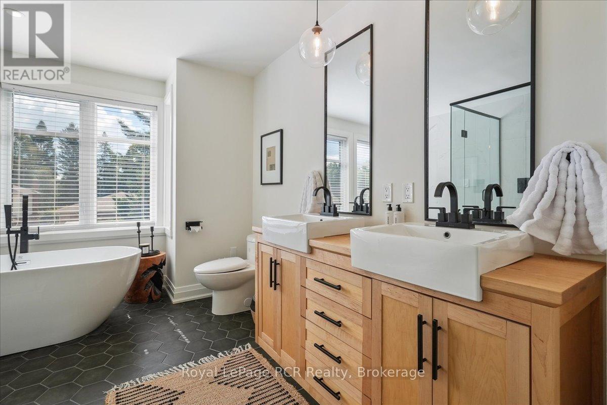 242 1st Street A W, Owen Sound, Ontario  N4K 6R5 - Photo 12 - X12457542