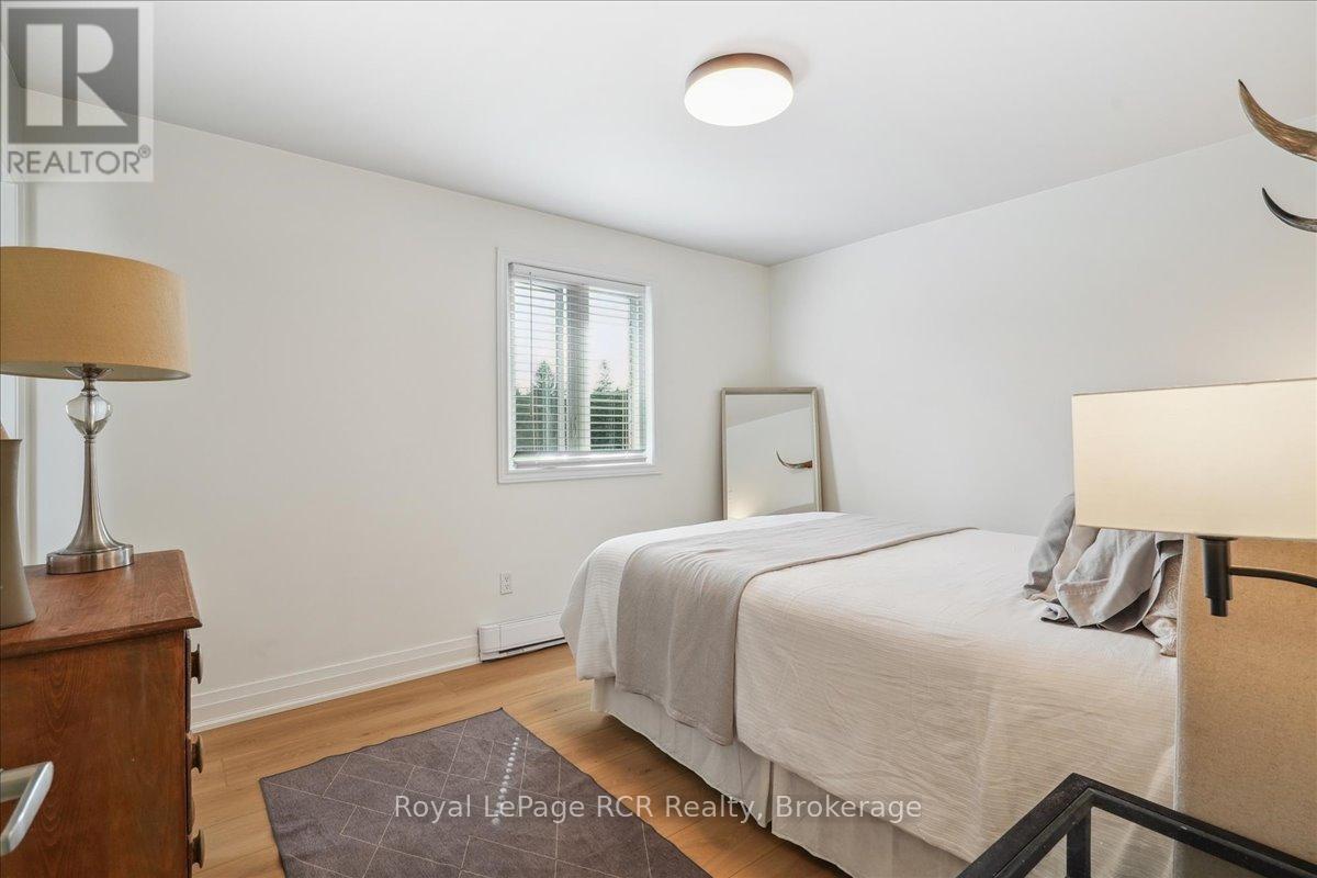 242 1st Street A W, Owen Sound, Ontario  N4K 6R5 - Photo 15 - X12457542