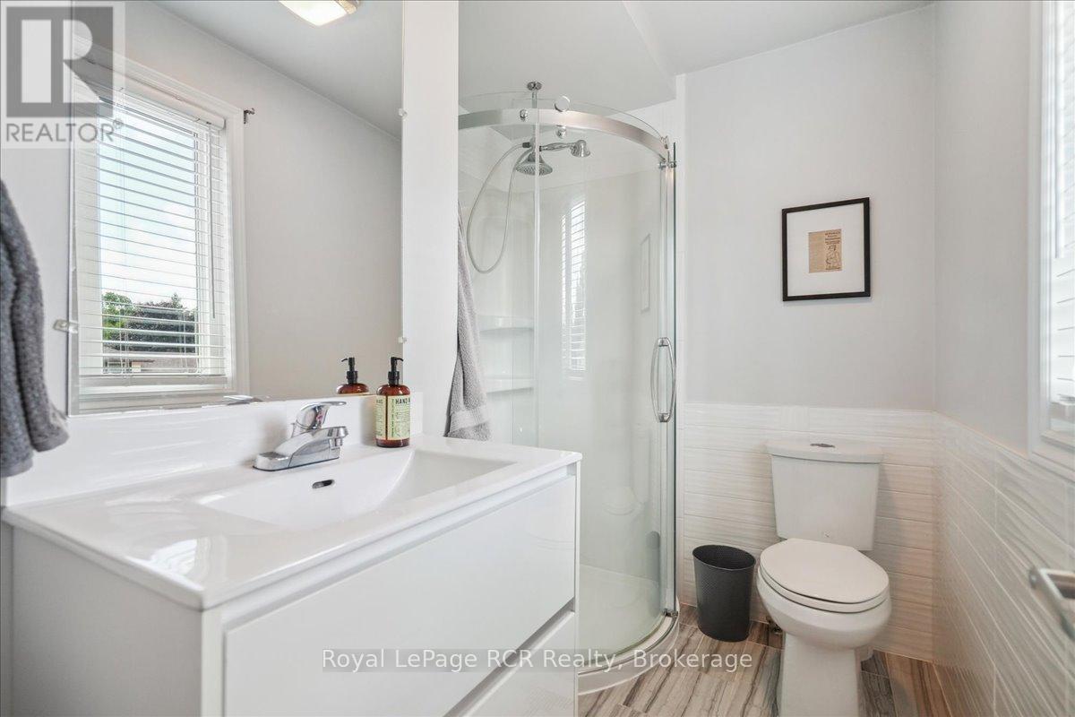 242 1st Street A W, Owen Sound, Ontario  N4K 6R5 - Photo 17 - X12457542