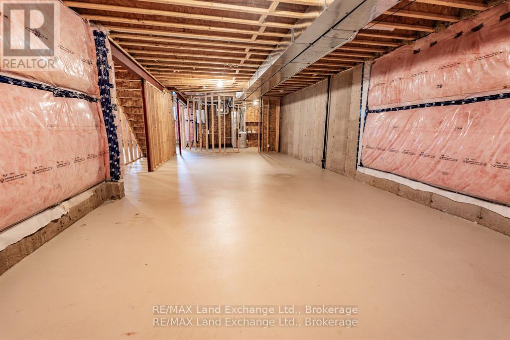 46 Fairway Lane, Saugeen Shores, Ontario  N0H 2C3 - Photo 20 - X12457554