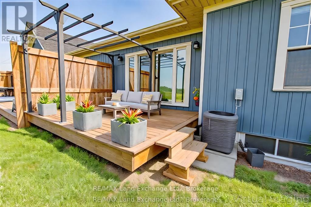 46 Fairway Lane, Saugeen Shores, Ontario  N0H 2C3 - Photo 26 - X12457554