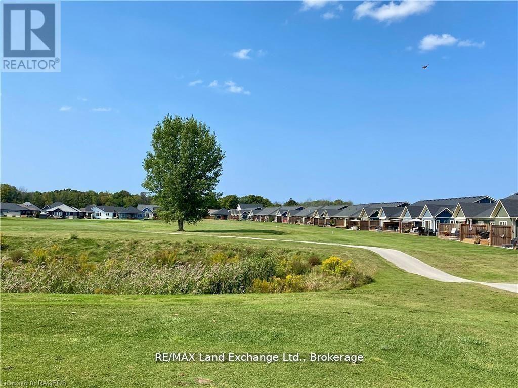 46 Fairway Lane, Saugeen Shores, Ontario  N0H 2C3 - Photo 38 - X12457554