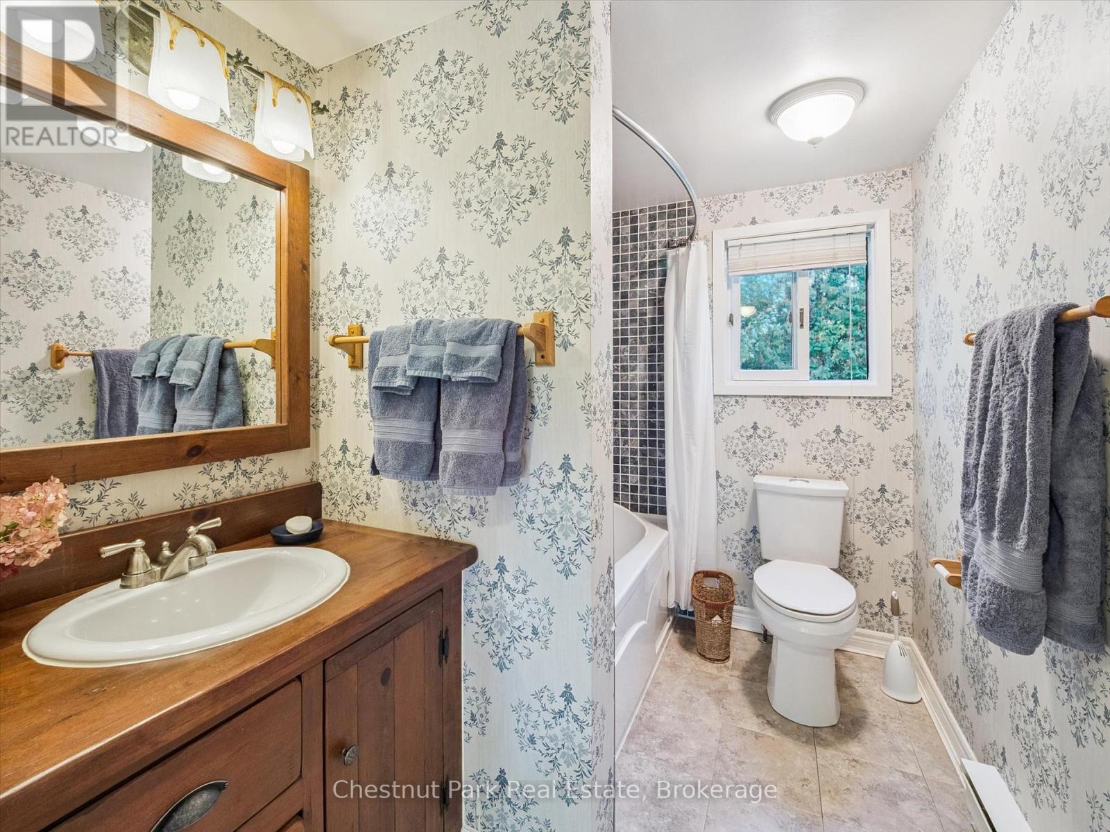 1006 Bailey Lane, Bracebridge, Ontario  P1L 1X2 - Photo 19 - X12457571
